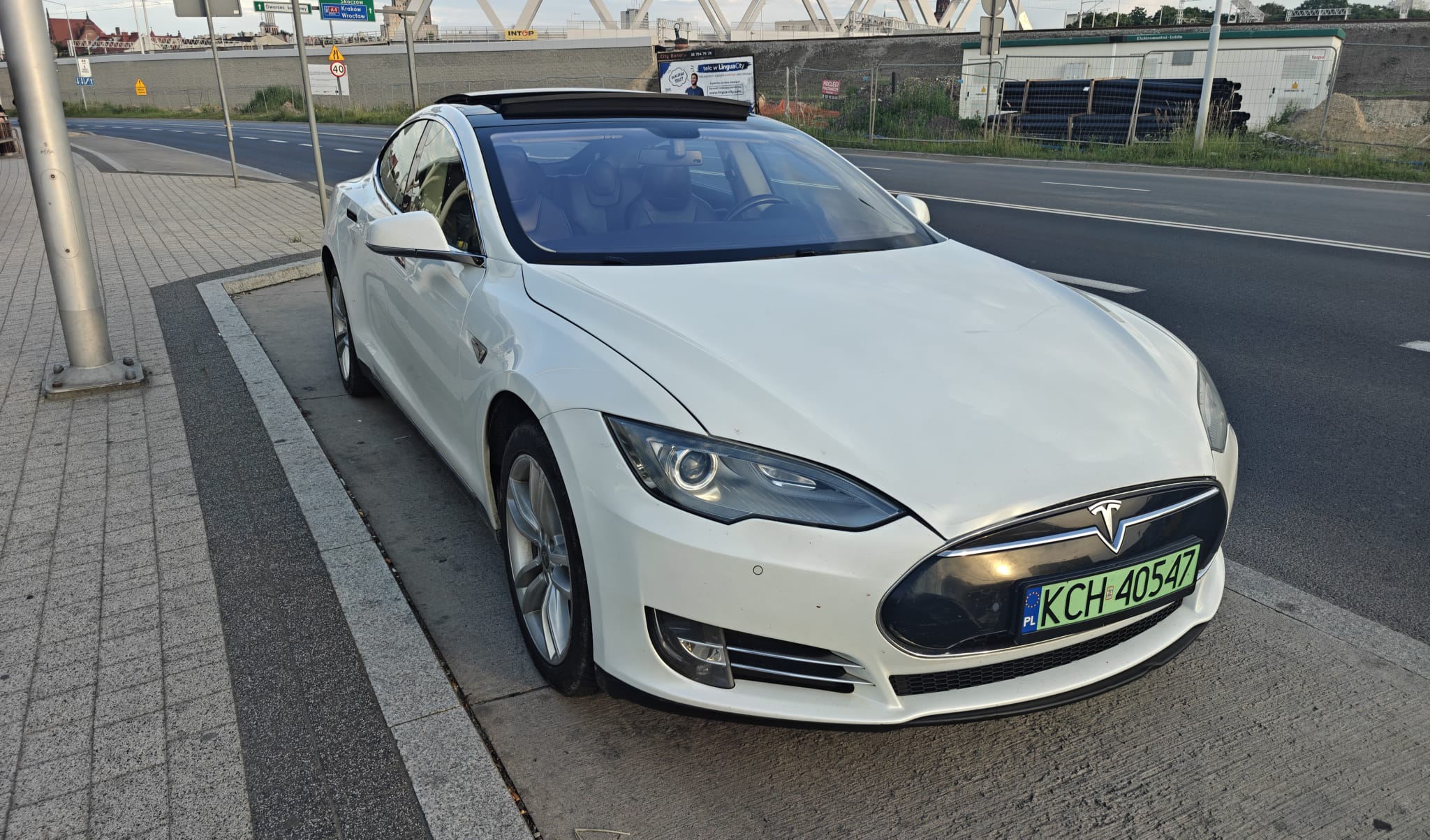 Taxi Zator Tesla Model S